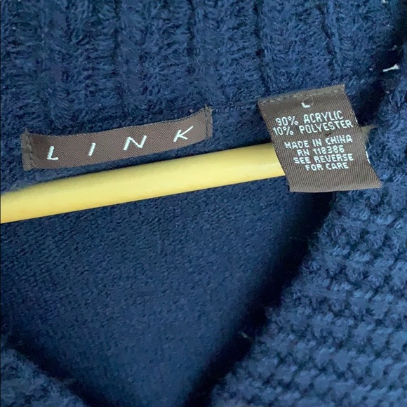 Link Deep V-Neck Navy Sweater - Picture 5 of 5